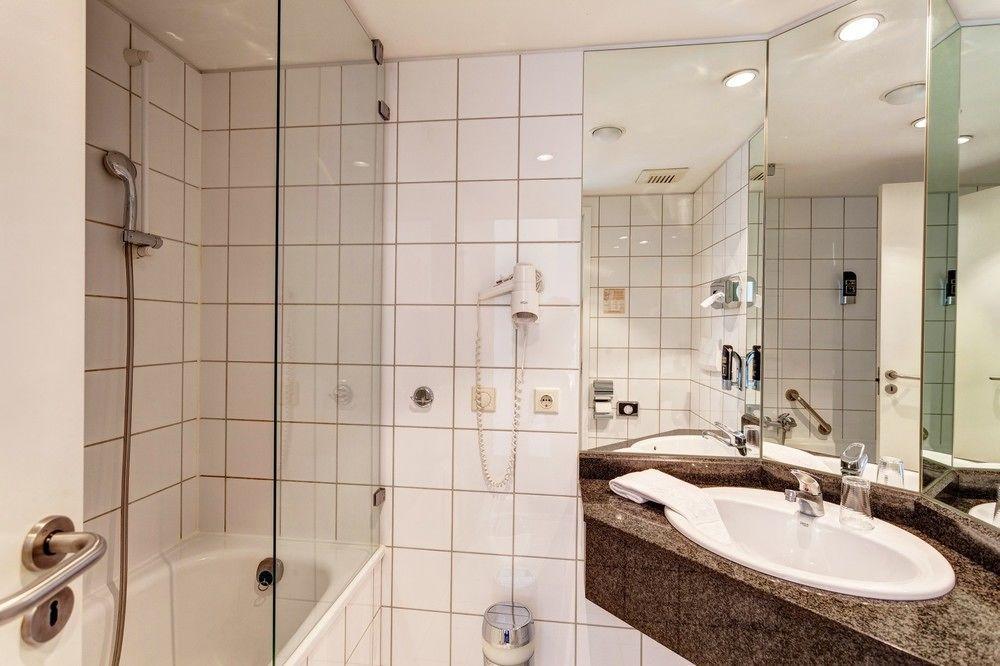 PLAZA Suites Rüsselsheim Exterior foto